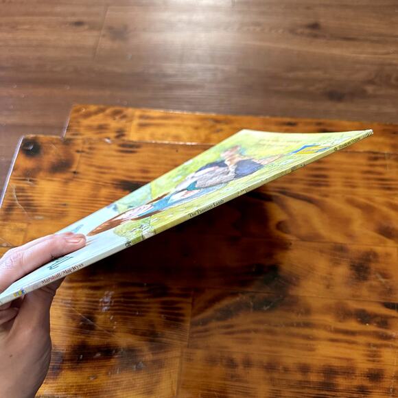 PJ Library The Passover Lamb Jewish Paperback Book - Picture 10 of 10